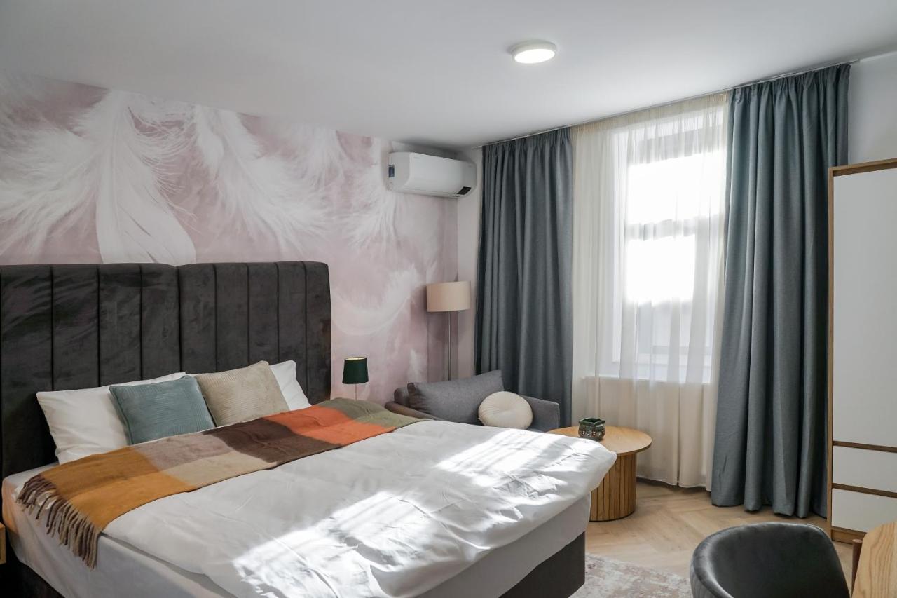 Appartamento The Chic Retreat Bucarest Esterno foto