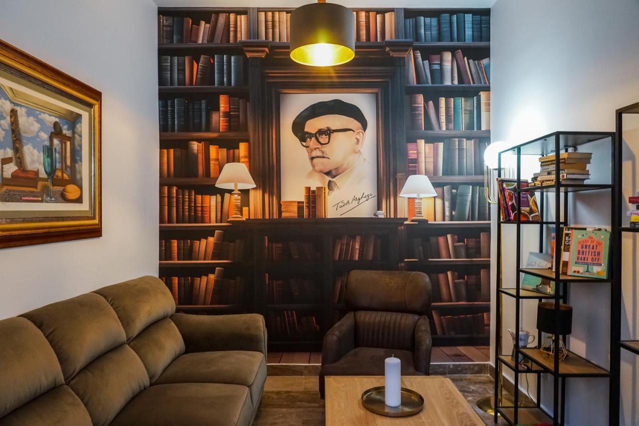 Appartamento The Chic Retreat Bucarest Esterno foto